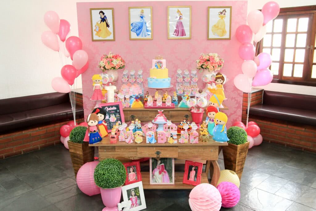 Decoração de Festa Infantil das Princesas → 50 Ideias e Dicas Simples